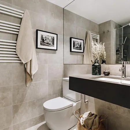 Teba - 2 Bedrooms And Office In Eixample Esquerra アパート