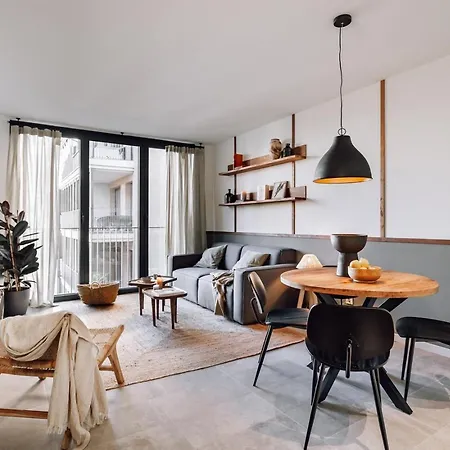 Teba - 2 Bedrooms And Office In Eixample Esquerra アパート